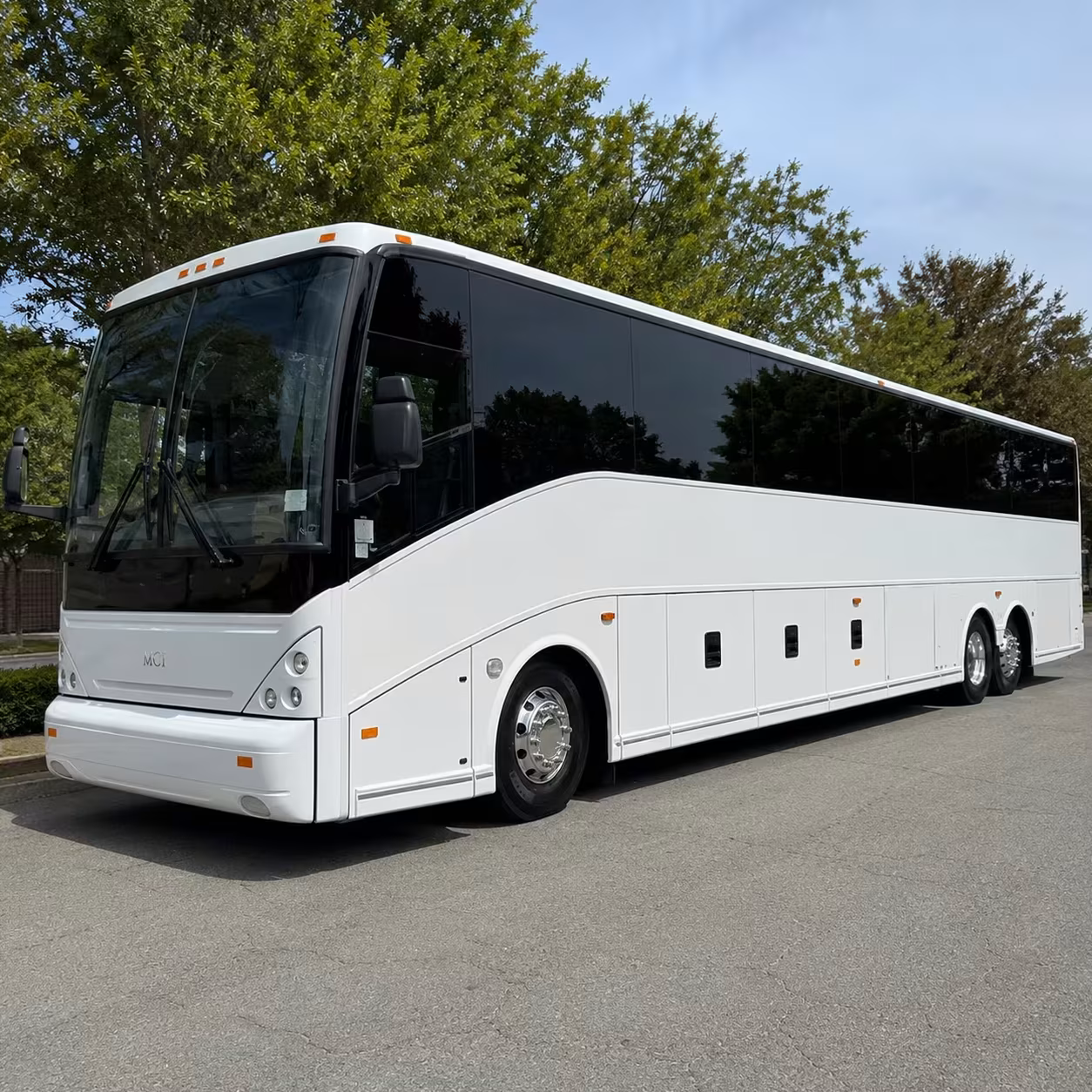 ada accessible charter bus rentals for irving field trips
